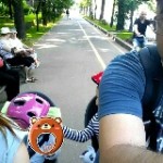 Cu copiii pe biciclete