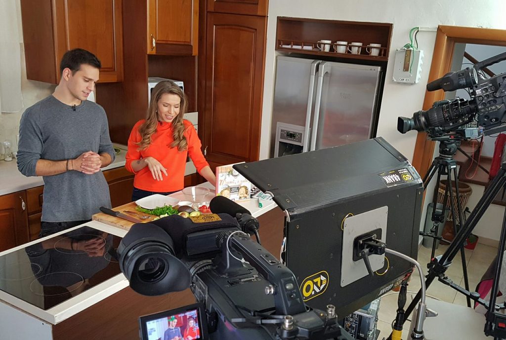 Ce-am mai povestit la TV și radio în ultimele zile (video) și ce lansări mai urmează