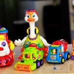 Trei idei de jucării captivante și educative pentru copii sub 3 ani (p)