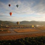 Zbor cu balonul cu aer cald și lansare de roman în zbor! (Maramureș Balloon Fiesta)
