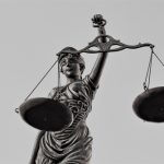 Mesajul unui procuror: noi nu avem soluții să salvăm Justiția, dar voi aveți: ieșiți în stradă!