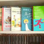 Cele mai bune 33 cărți de parenting pentru o educație cu blândețe
