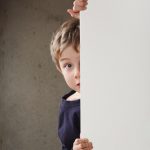 E o problemă pentru copii dacă își văd părinții dezbrăcați?