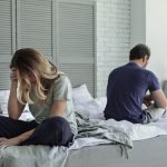 Nu, nu ești singura care ar fugi, dacă nu s-ar teme de gura lumii, singurătate, divorț