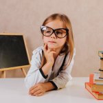 Joaca de-a limba inventată, soluție pentru a sprijini copilul în procesul de adaptare