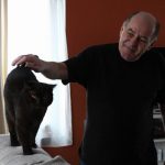 Au trecut patru ani. E mort. Ce păcat.