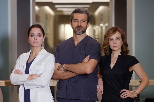 12 motive să vezi noul serial cu medici de pe AXN: Doc, În mâinile tale (2020) (p)