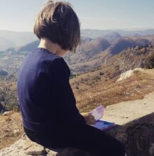 Ar trebui copiii să decidă singuri dacă și cum să se tundă?