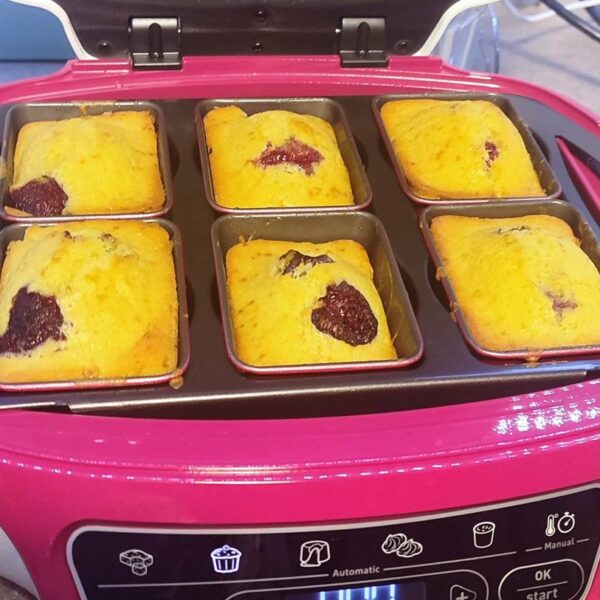 Cuptorul de prăjituri Cake Factory de la Tefal: copiii fac prăjituri singuri! (Review, P, reducere)