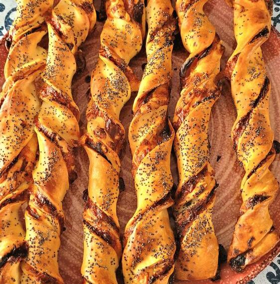Pizzunele, grisine din pizza –  rețetă rapidă!